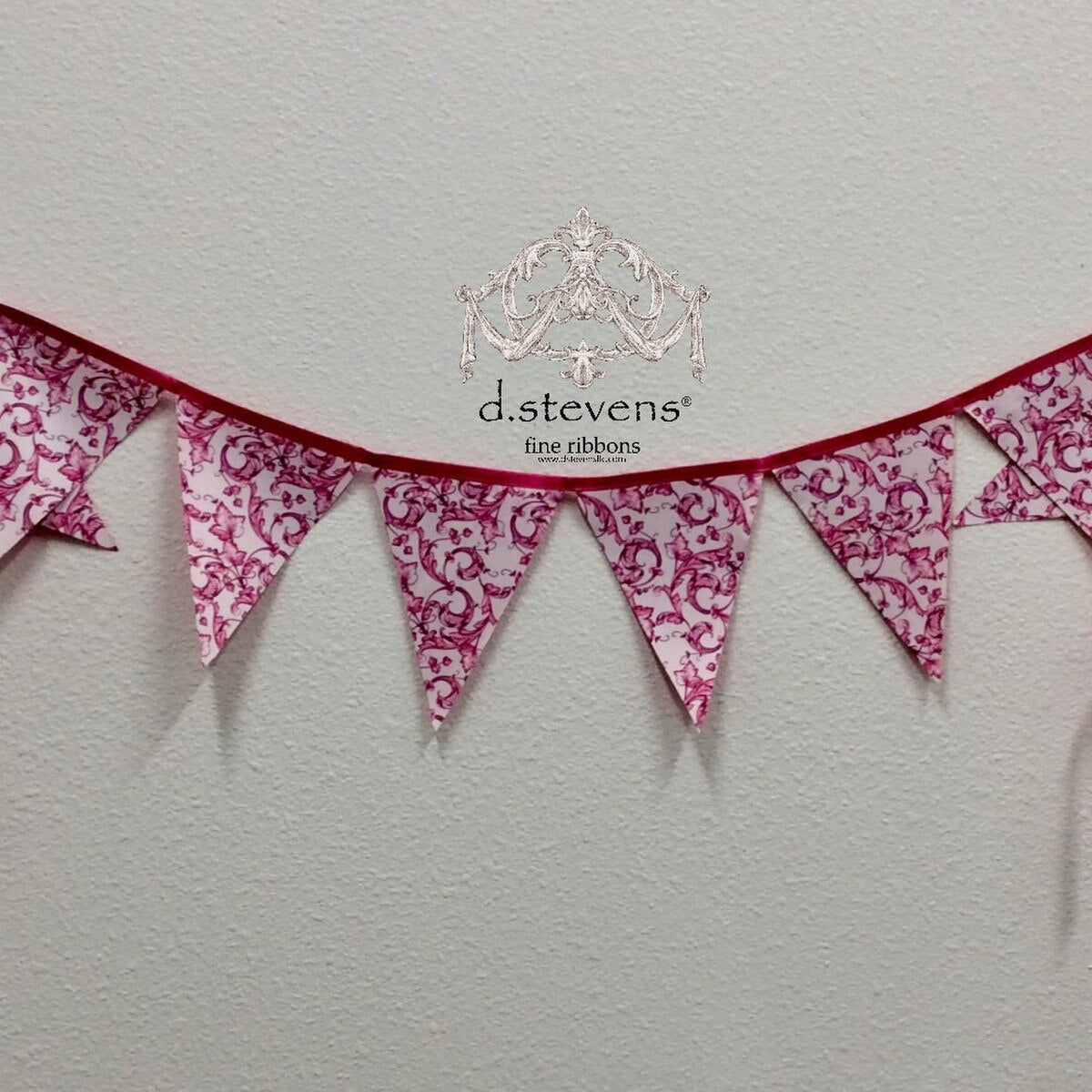 72" - Bunting, Pink