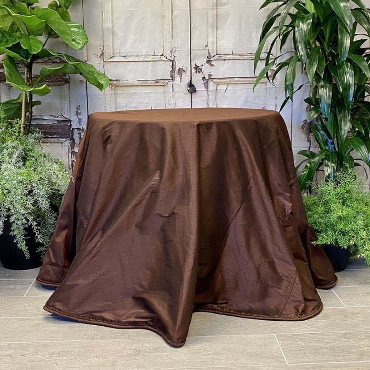 108" - Faux Dupion Tablecloth With Welting, Chocolate