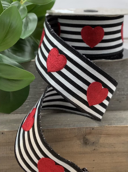 2.5" - Red Hearts, Black and White